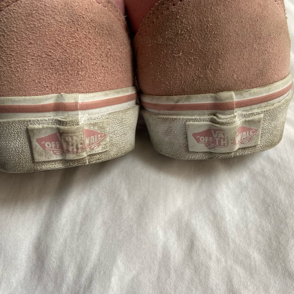 ✨Gently Used Women’s Pink Old Skool Vans✨ - Picture 2 of 4